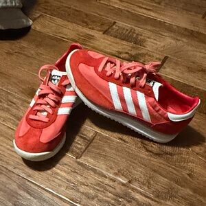 Addidas SL ‘72 Red Retro sneakers men’s 7 women’s 9 euro size 40 vintage style